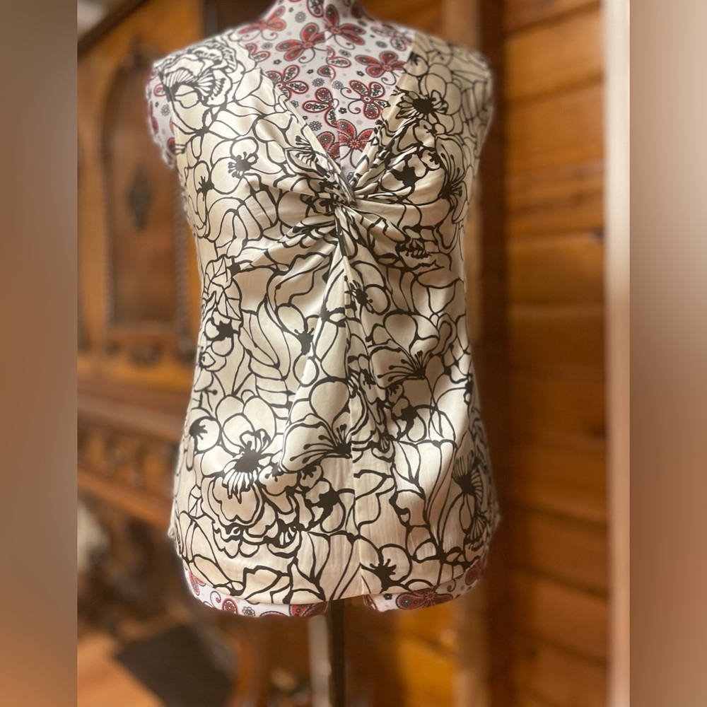 INC international Concepts Floral Sleeveless Twist Front Blouse Top Size 8